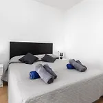 ヴィラ Home2book Bright With Pool, コラレホ