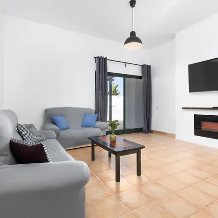 Home2book Bright With Pool, *